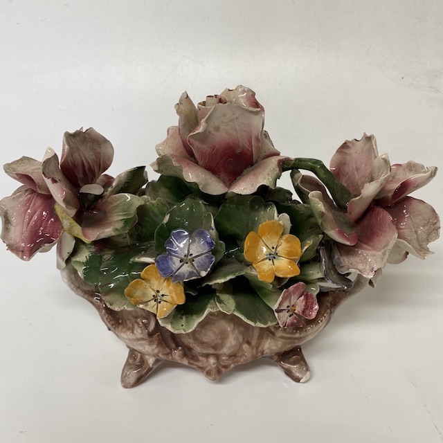 ORNAMENT, Porcelain Floral Basket